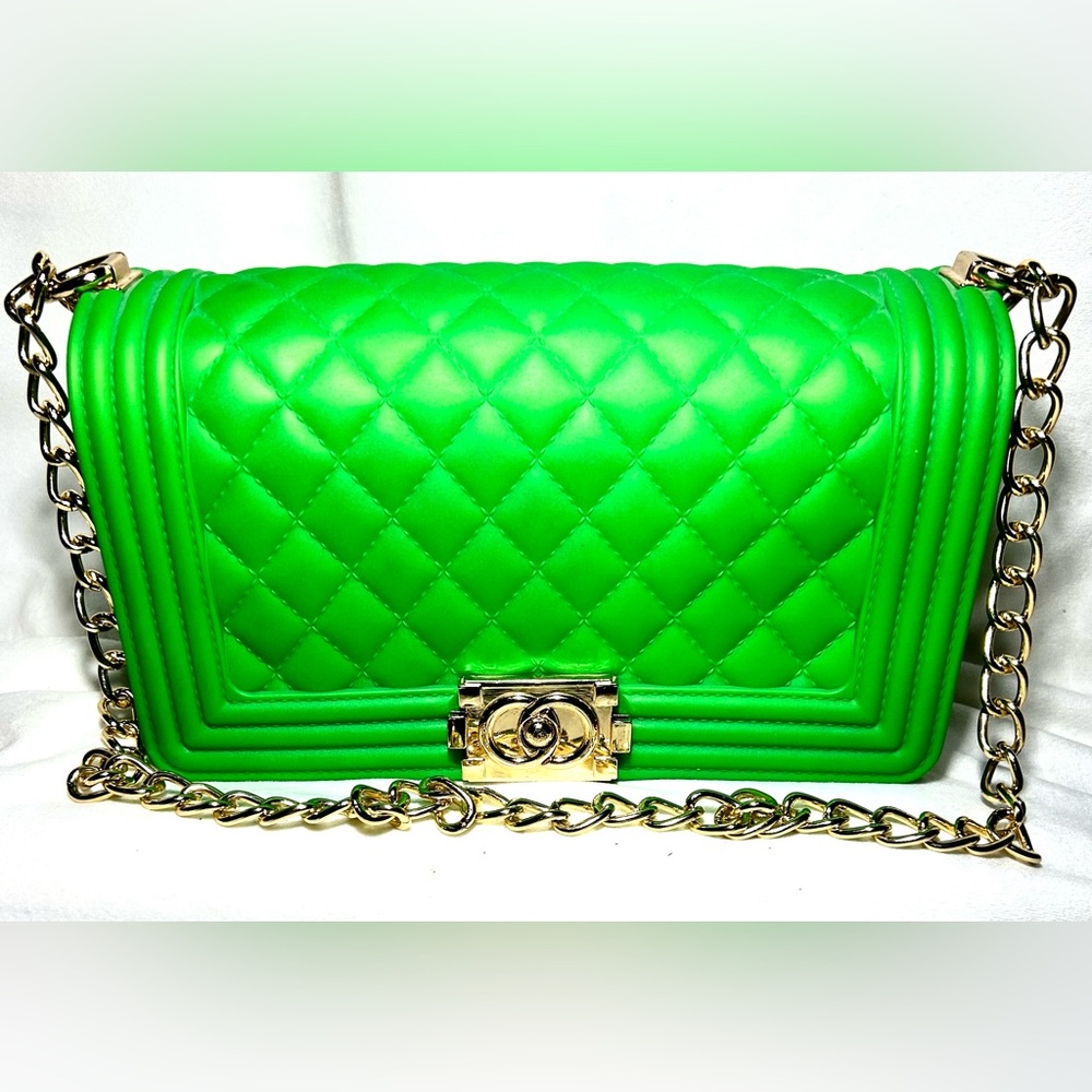 Green Quilted Jelly Rubber Purse Gold Chain clasp adjustable strap crossbody